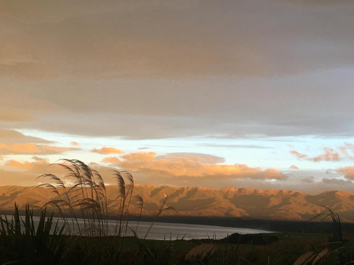 “The Cliffs” Humpridge View Motels Tuatapere 외부 사진