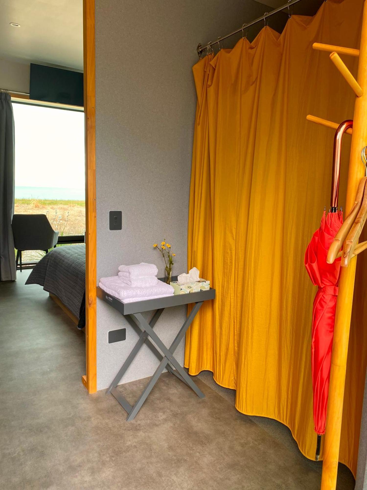 “The Cliffs” Humpridge View Motels Tuatapere 외부 사진