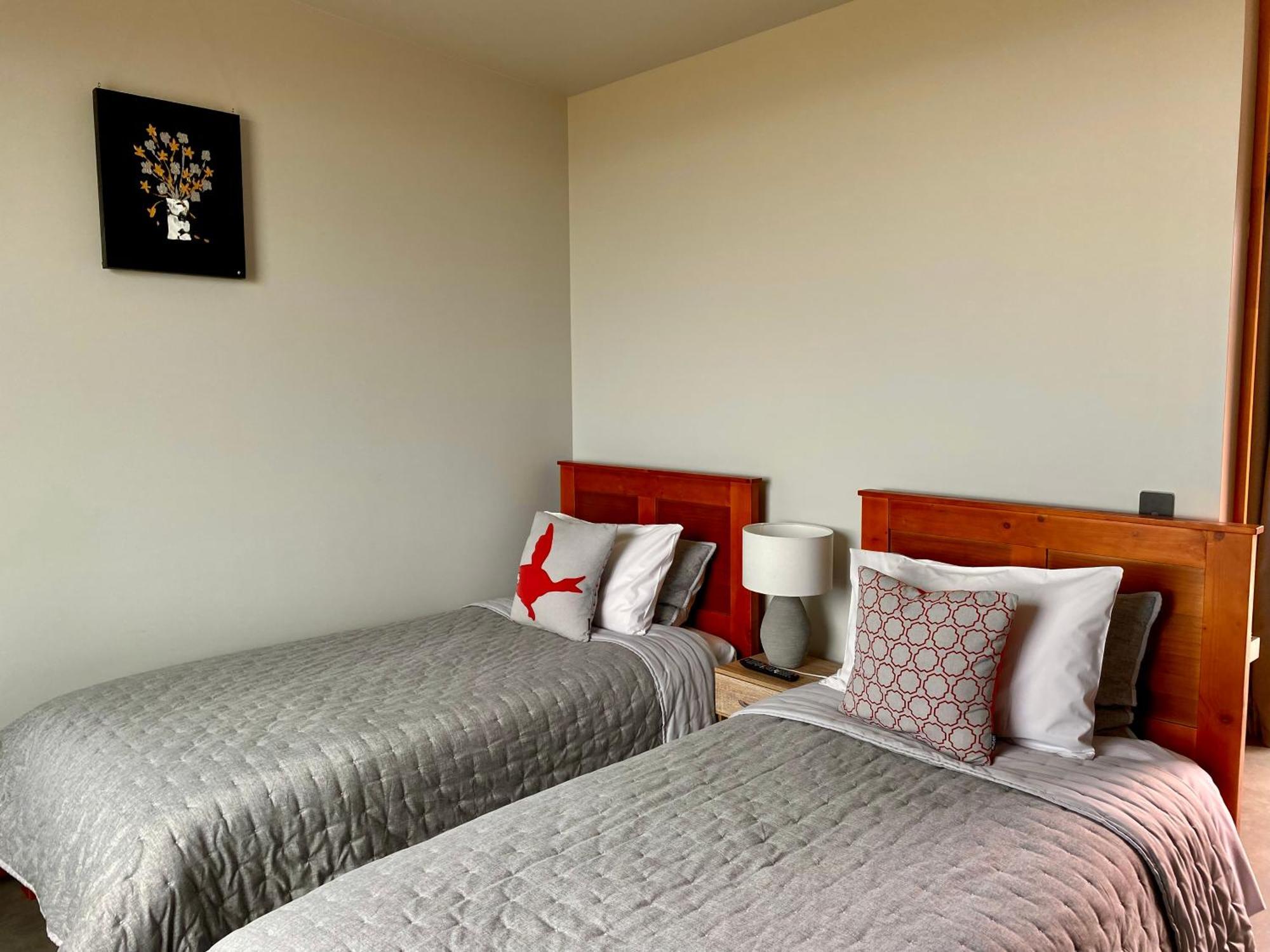 “The Cliffs” Humpridge View Motels Tuatapere 외부 사진