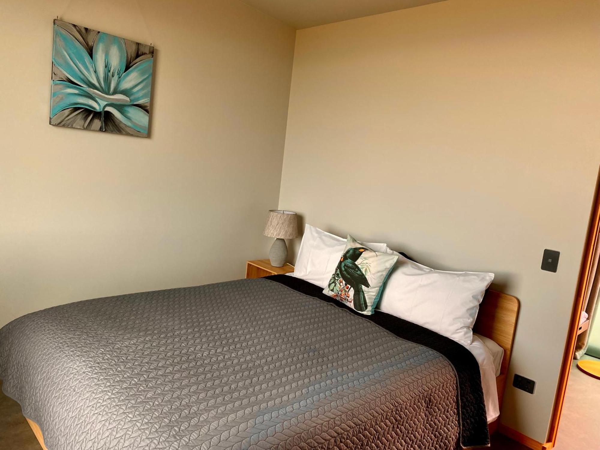 “The Cliffs” Humpridge View Motels Tuatapere 외부 사진