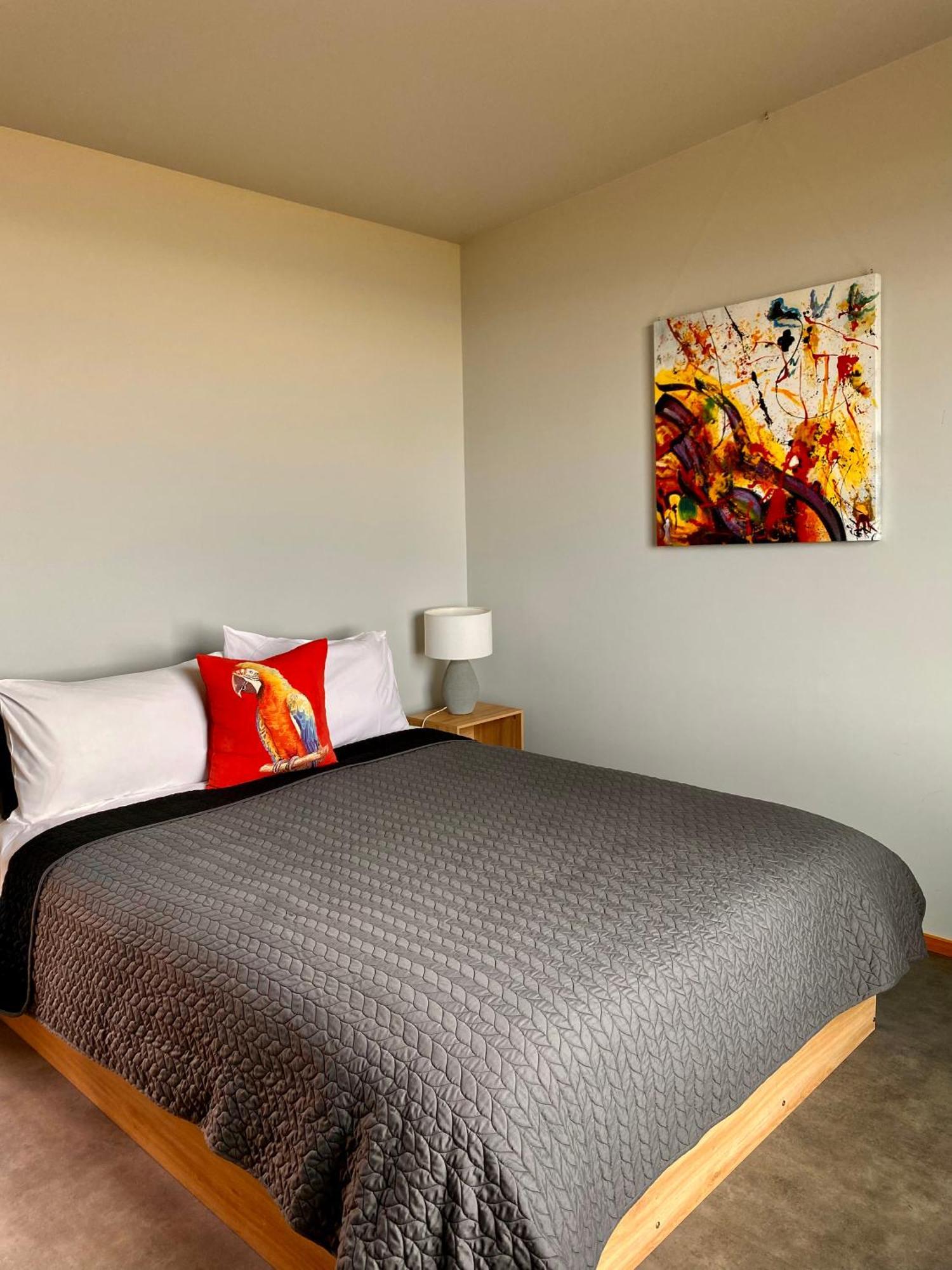“The Cliffs” Humpridge View Motels Tuatapere 외부 사진